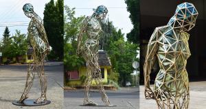 Tanzerin mit Blauem Haar (Dancer) by Julian Voss-Andreae